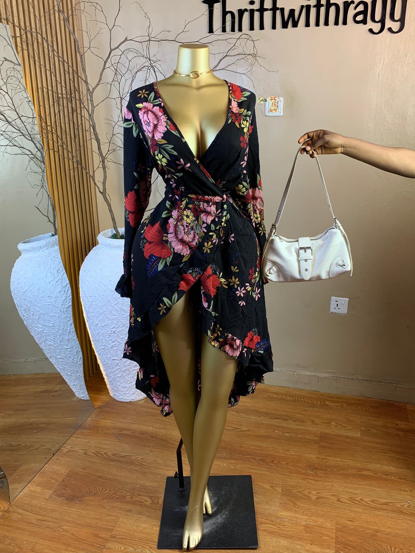 SADE75 SIZE16 Length44 floral wrap dress
