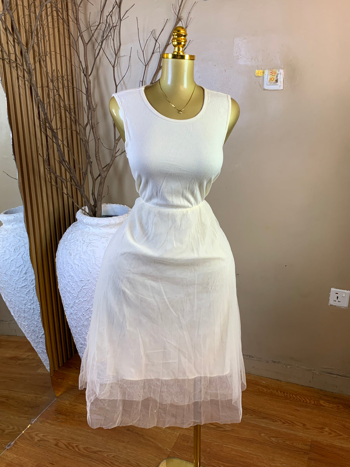 FEYI34 SIZE10 white dress