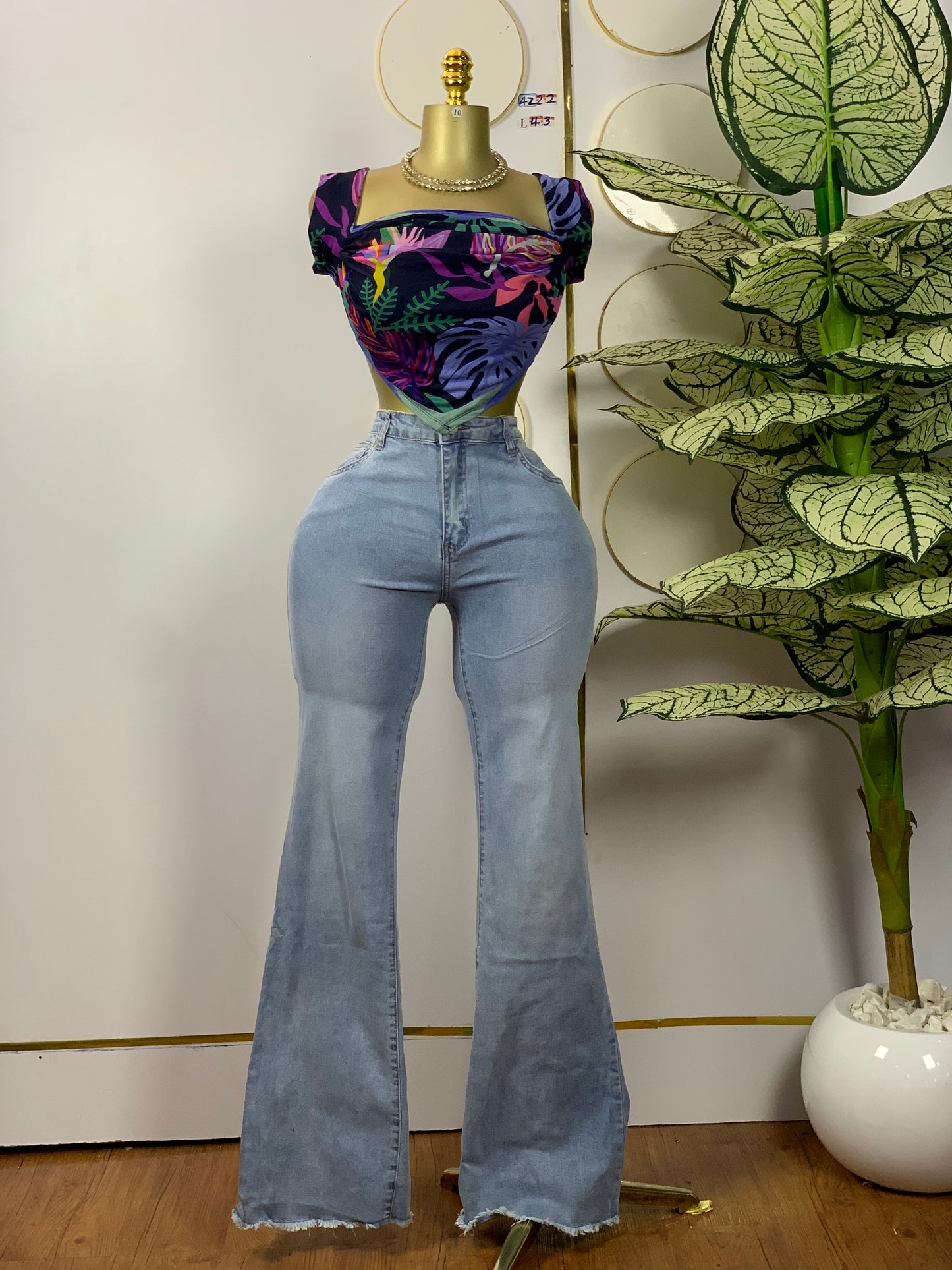 Size 10 4Z22a (top only)