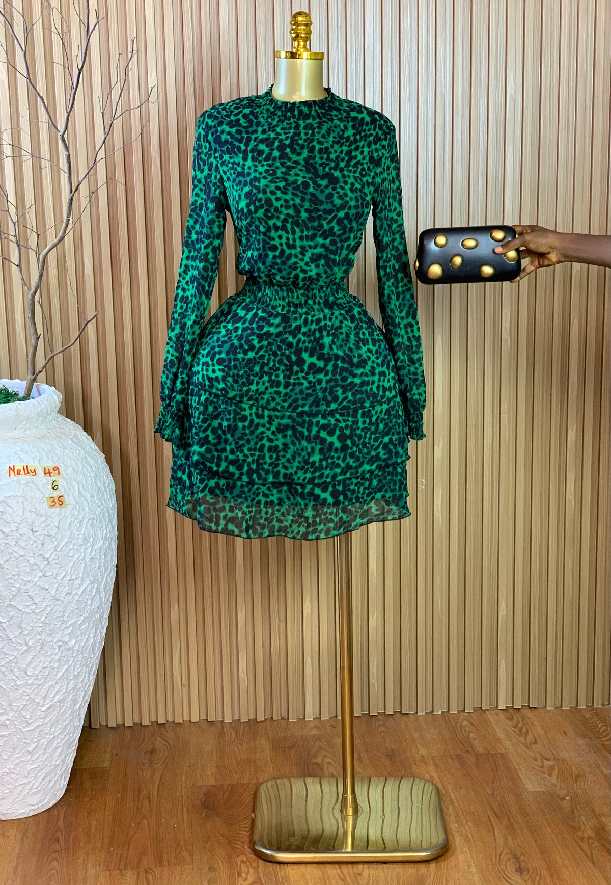 NELLY49 SIZE6 Length35