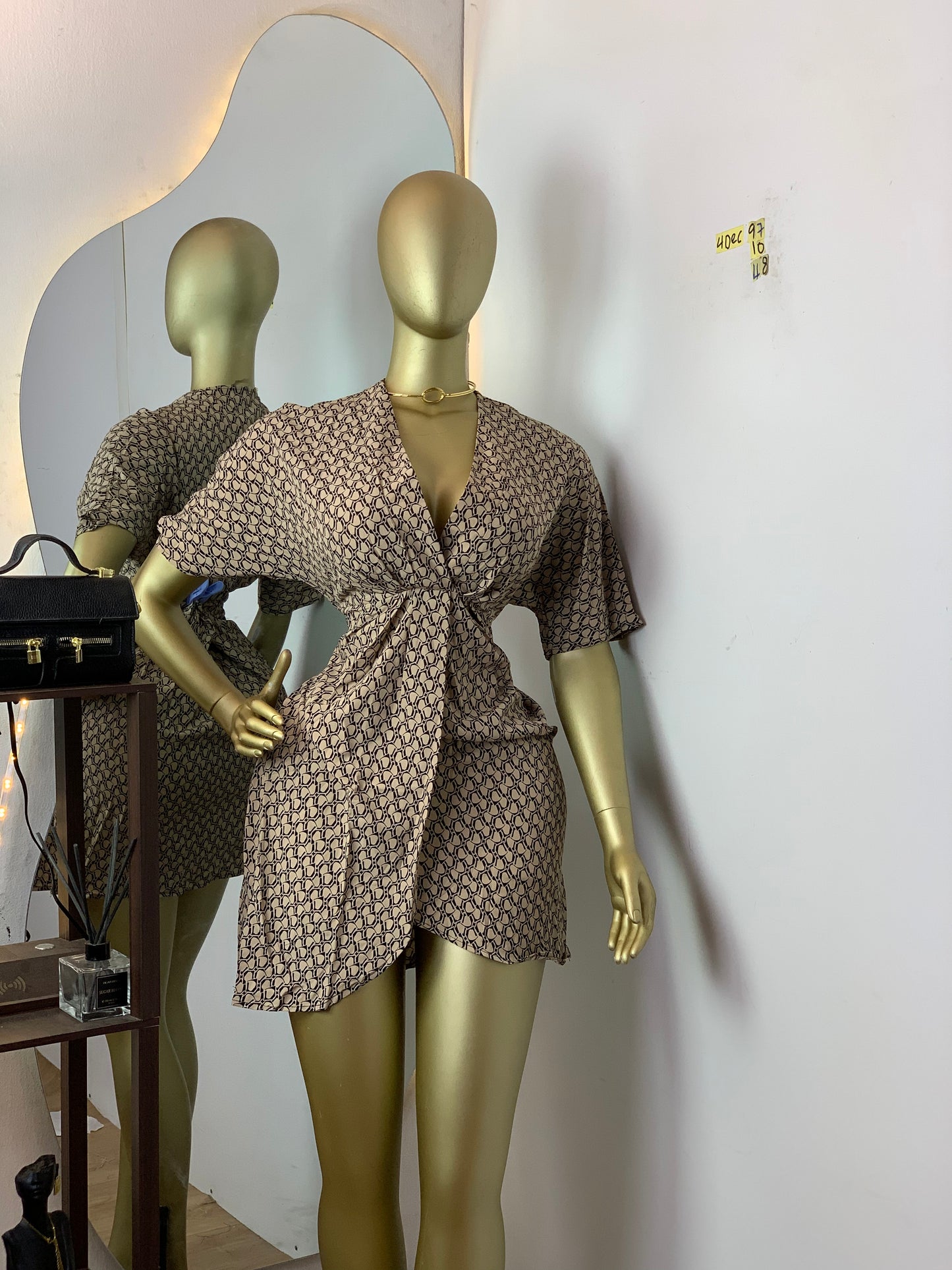 SIZE10 4DEC97 Length48