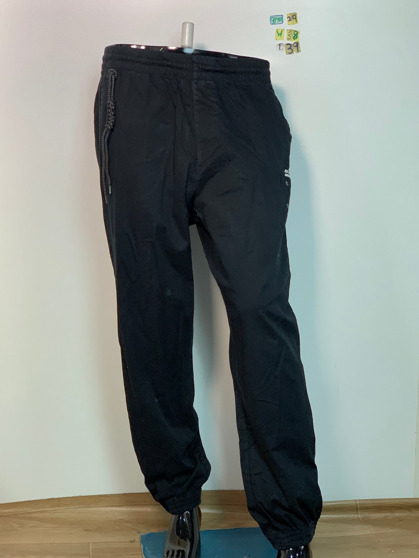 WAIST38 9MEN29 Length39