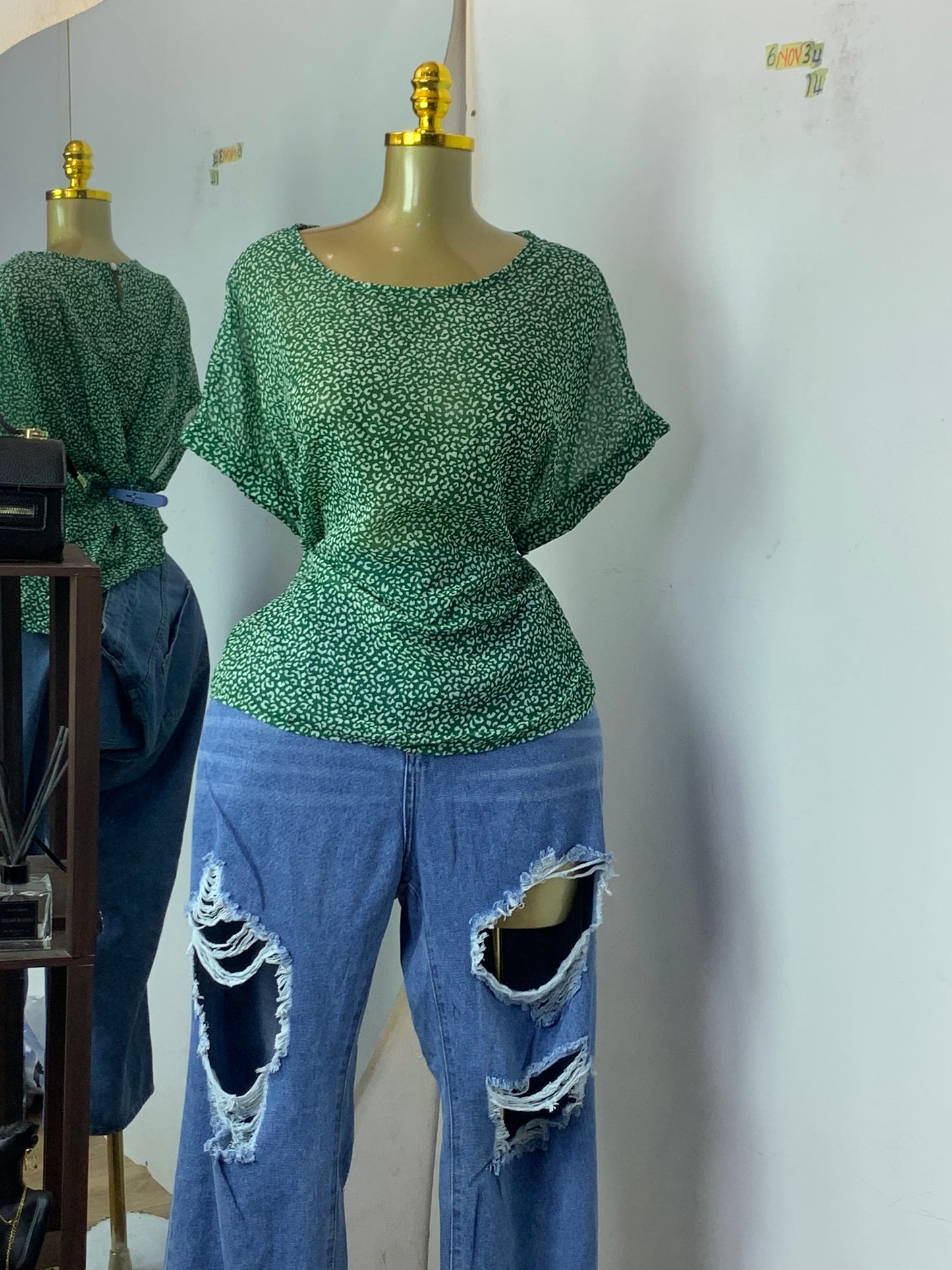 SIZE14 6NOV34(top only)