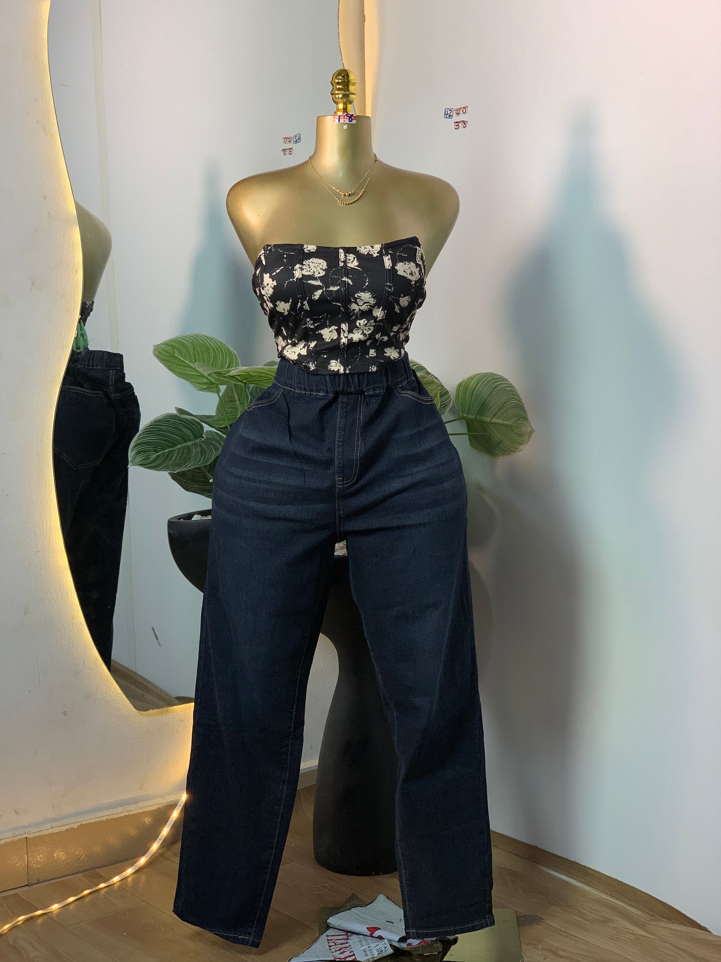 SIZE18 4Z40 (Jean only)Length38