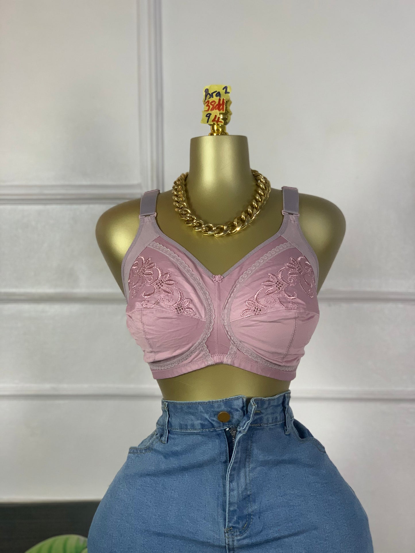 SIZE 38dd BRA2 94