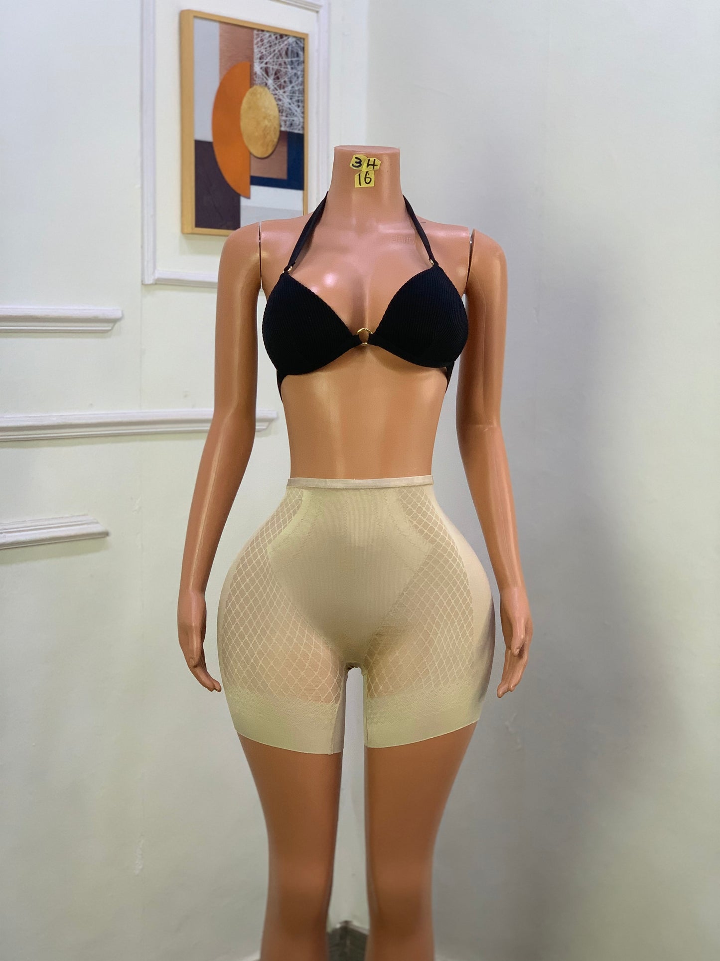 Bodyshaper34 size 16