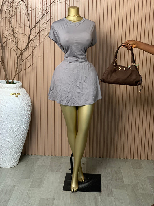 Unforgettable53 SIZE22 Brand new two piece set