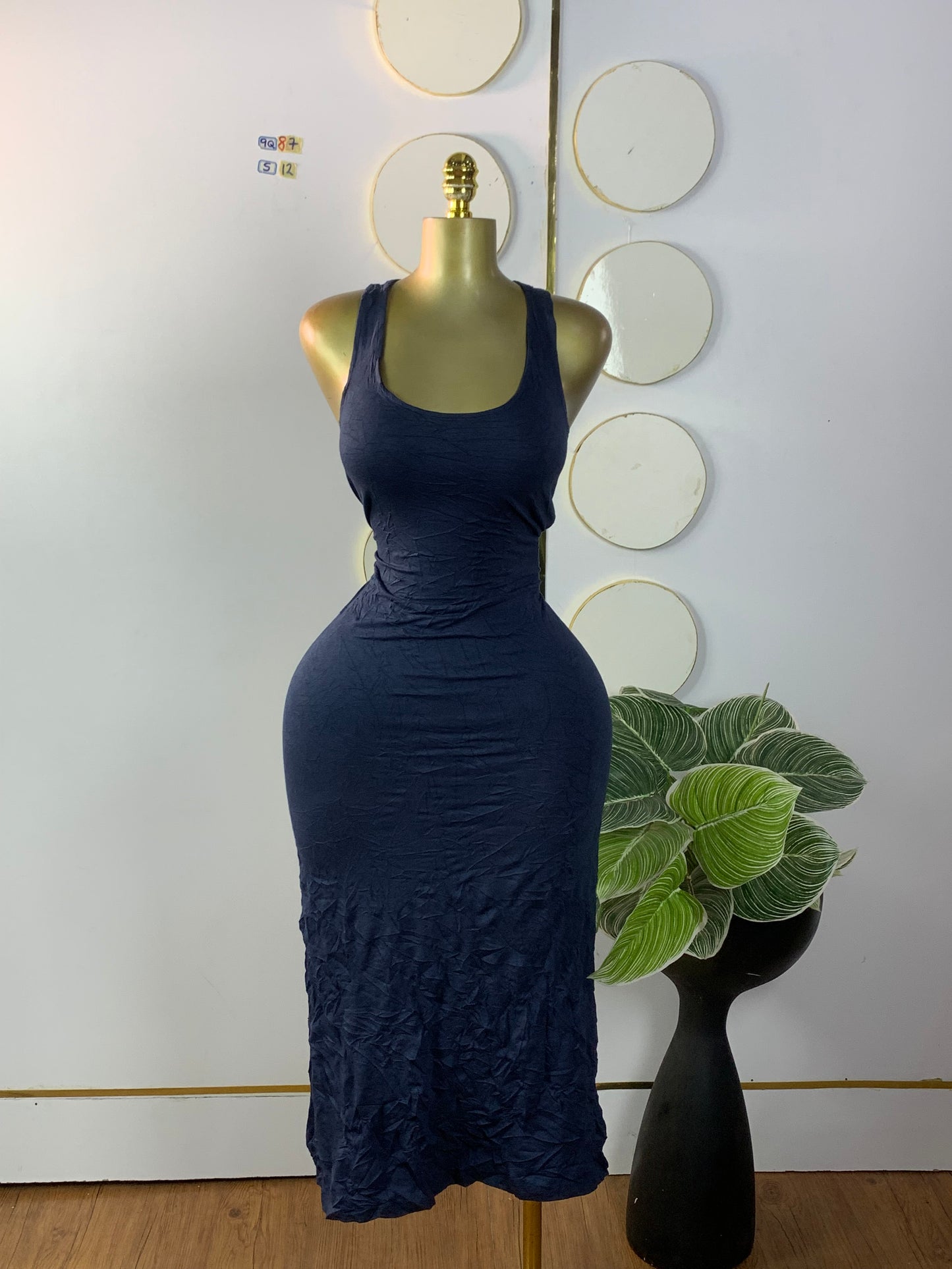SIZE12 9Q87