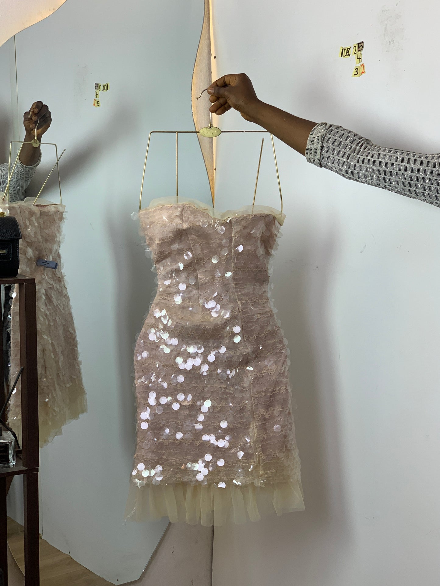 SIZE4 1DEC25 Length32