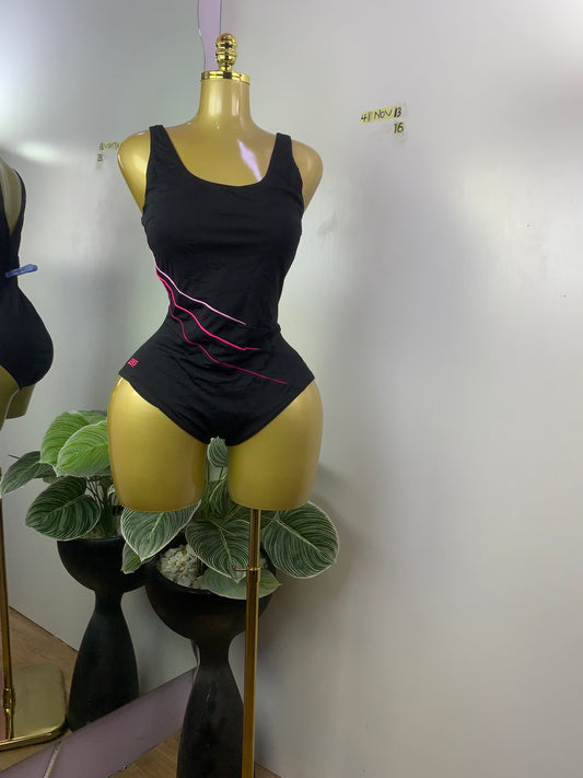 SIZE16 41NOV13(swimsuit)