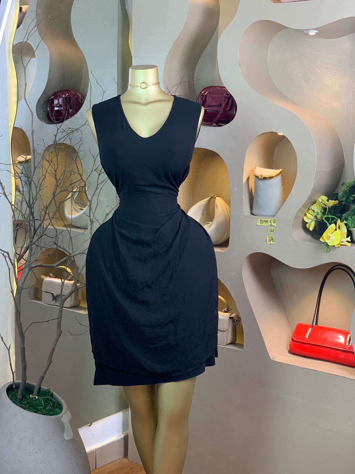 TEMMY57 SIZE14 Length45 black dress