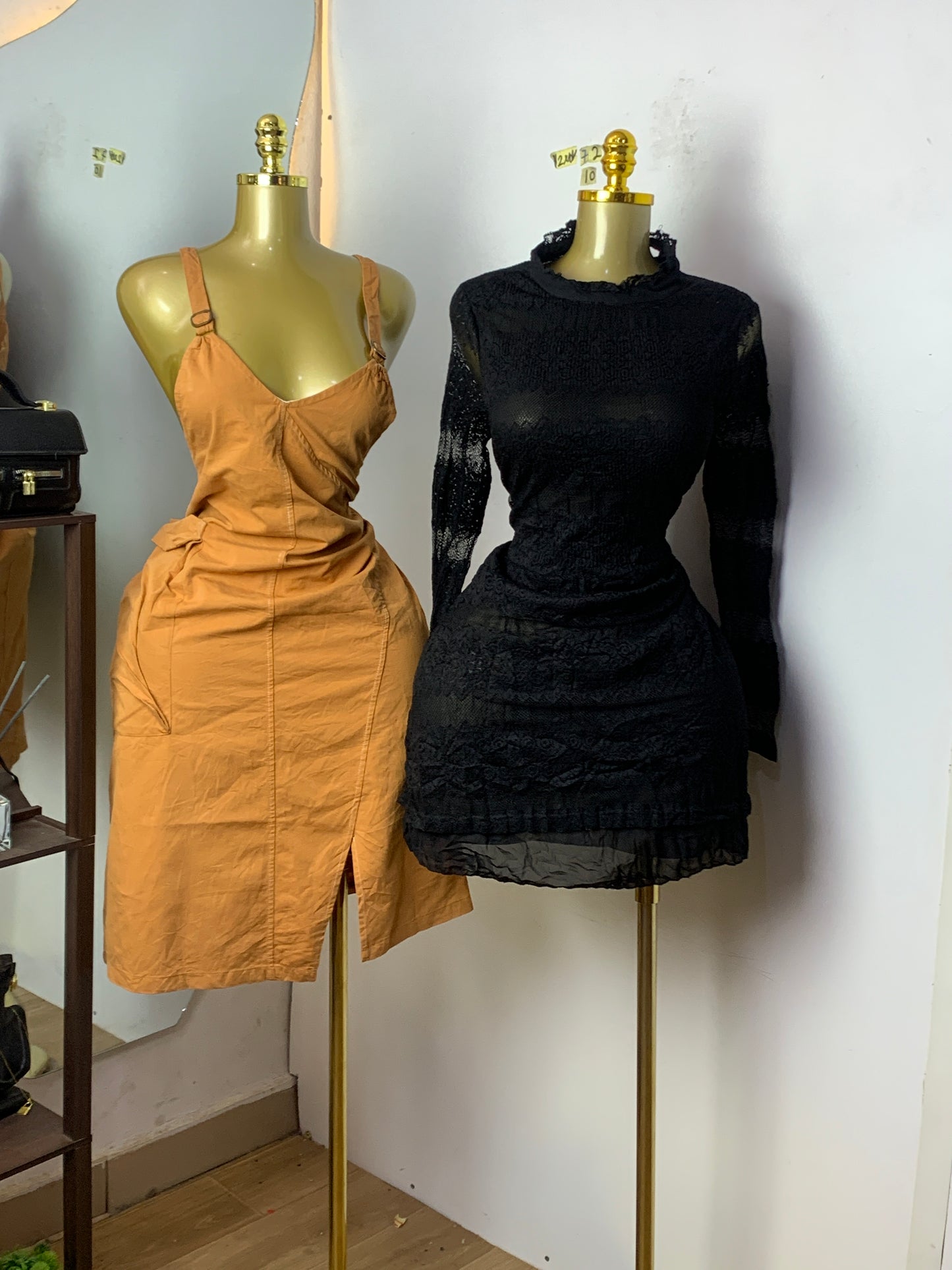 SIZE10 12NOV72B(black)