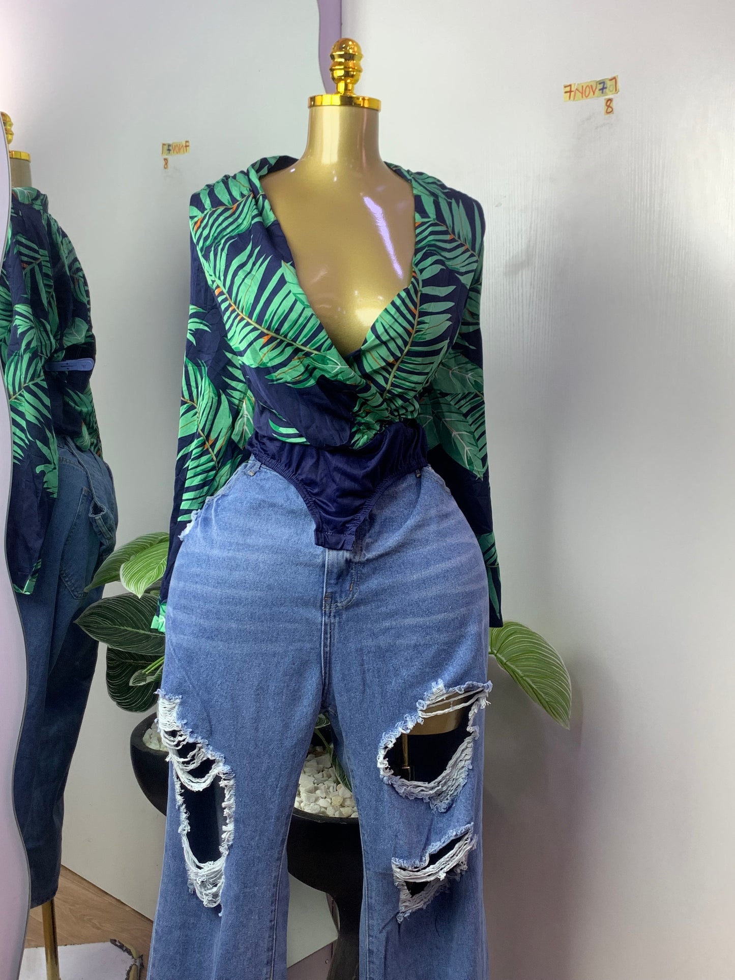 SIZE8 7NOV77(bodysuit only)