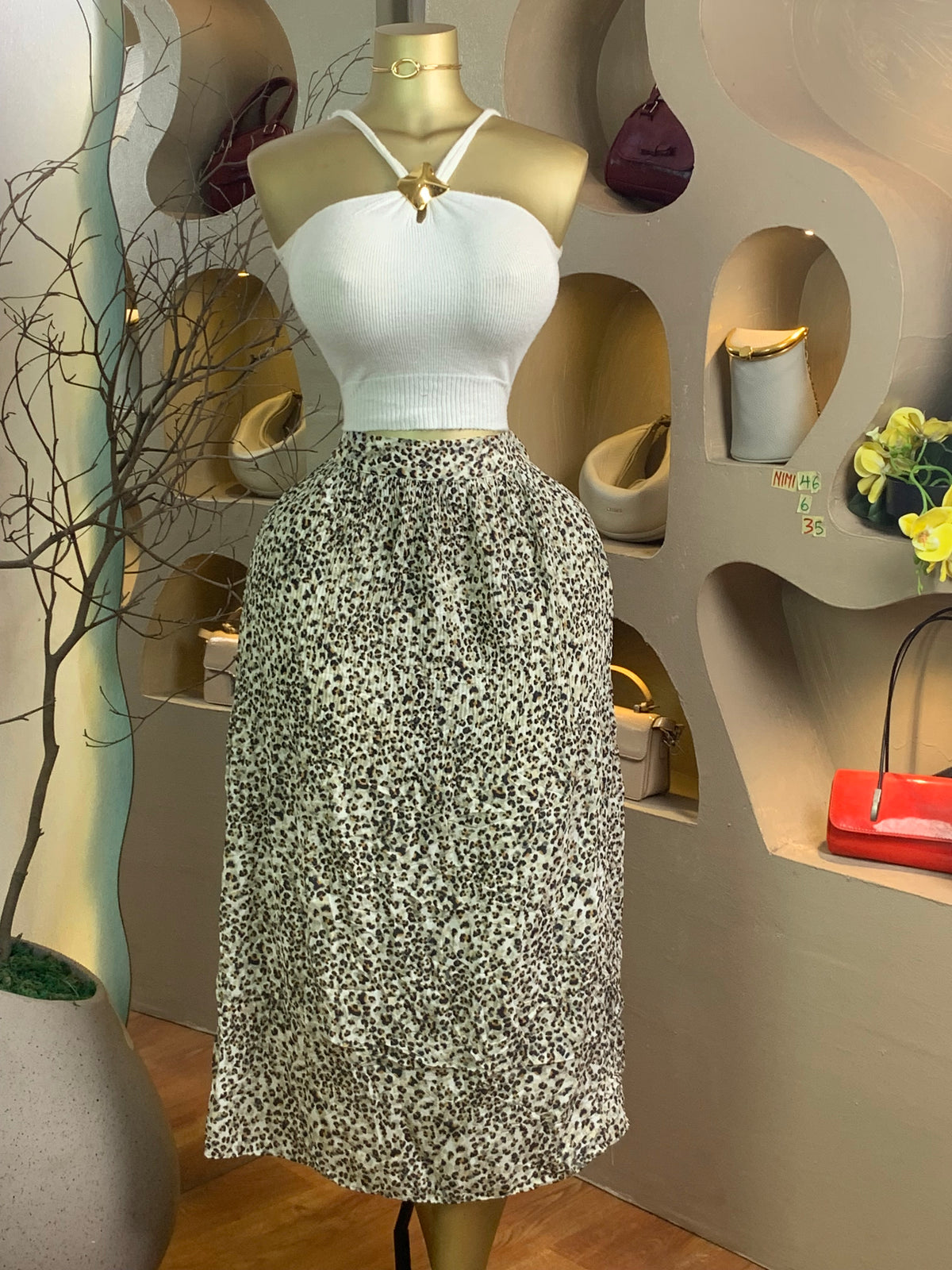 NIMI46 SIZE6 Length35(skirt only)