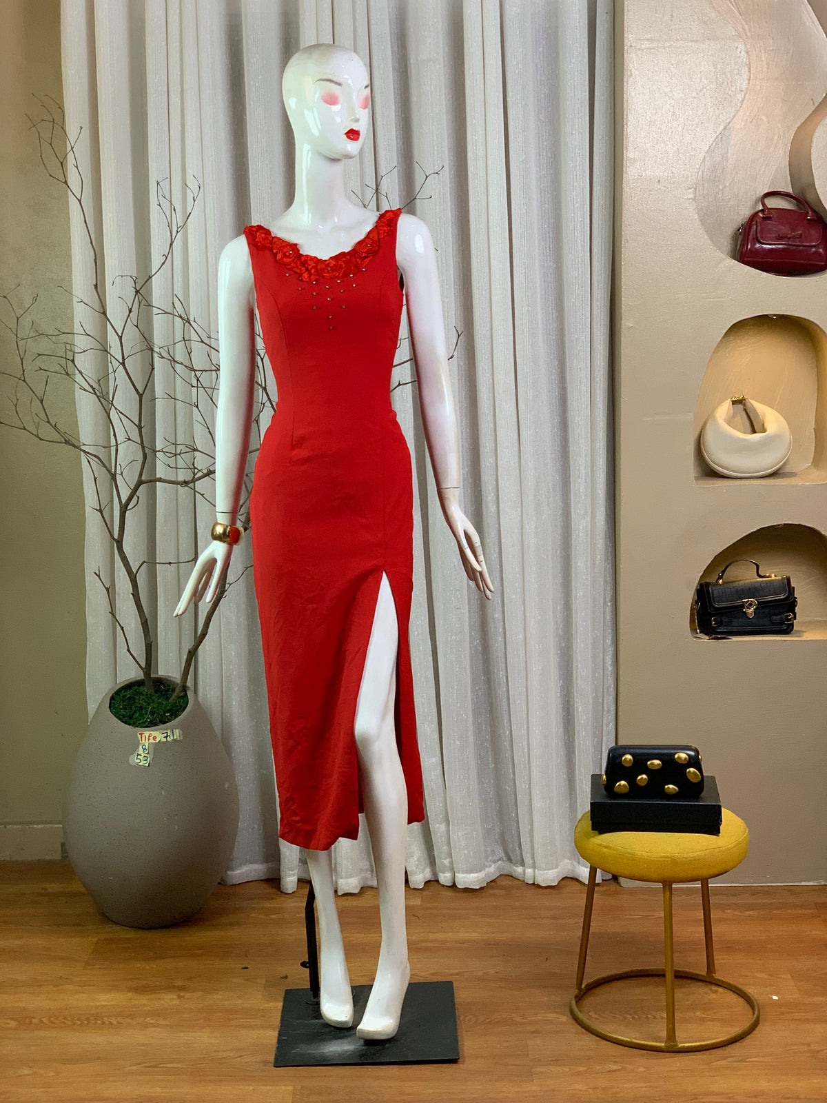 TIFE71 SIZE8 Red DRESS Length53