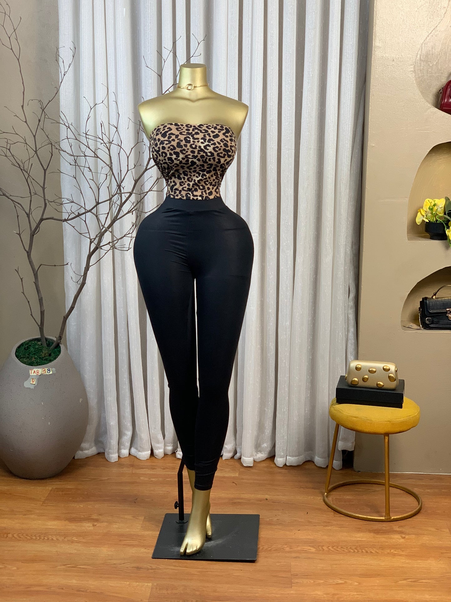 TAB38 SIZE8 Animal print TOP