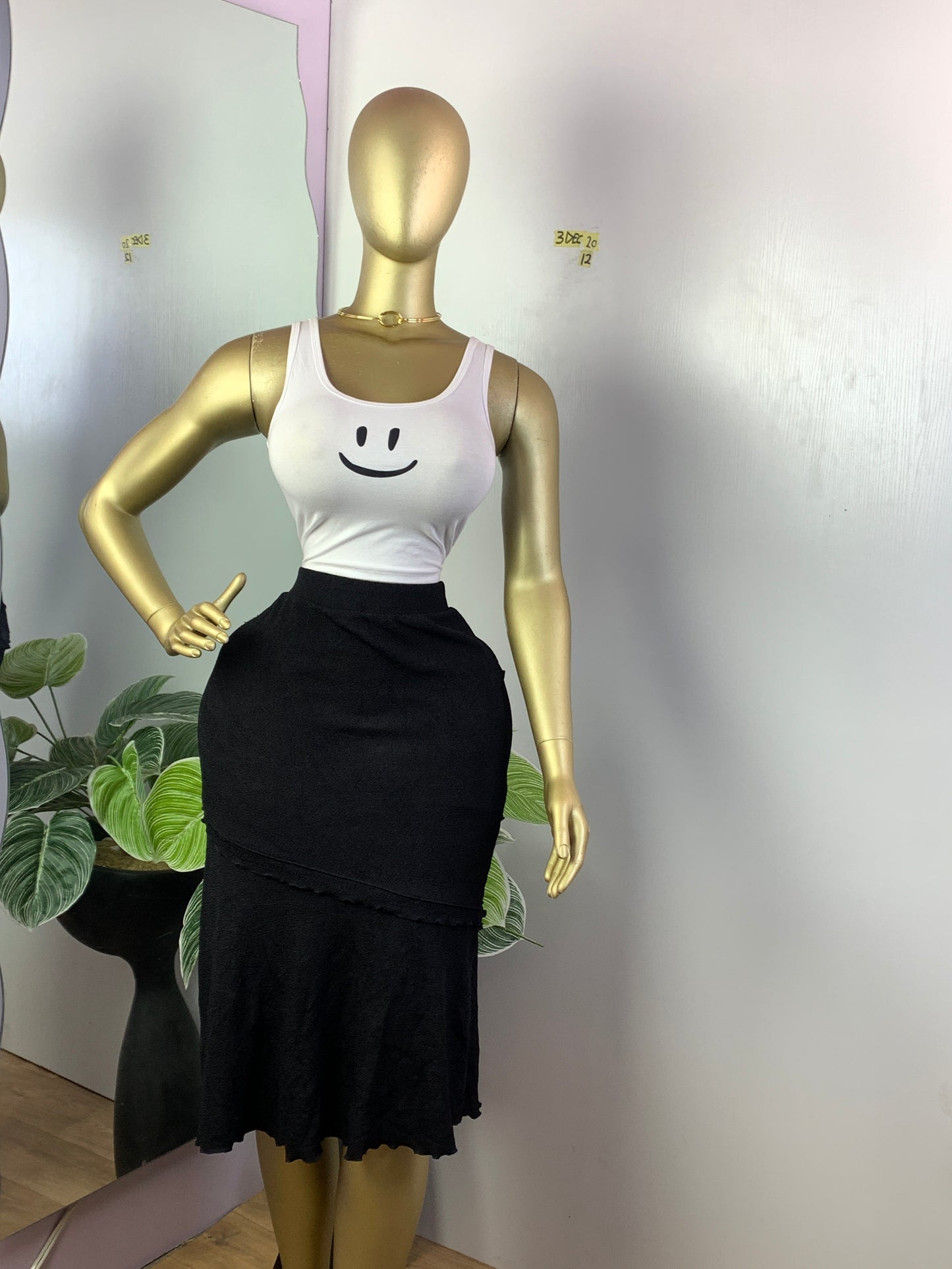 SIZE12 3DEC20(skirt only)