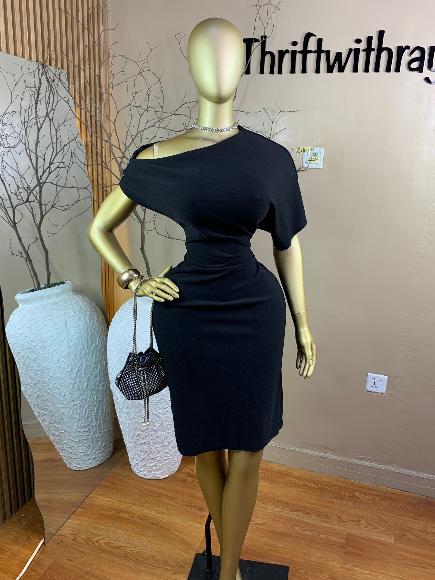 SIZE12 ZURI11 Length47(black)