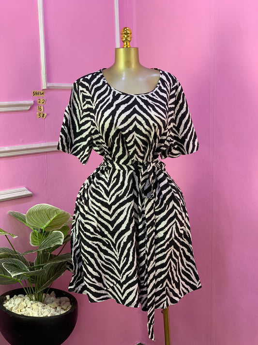 SIZE16 SHEIN22 LENGTH38