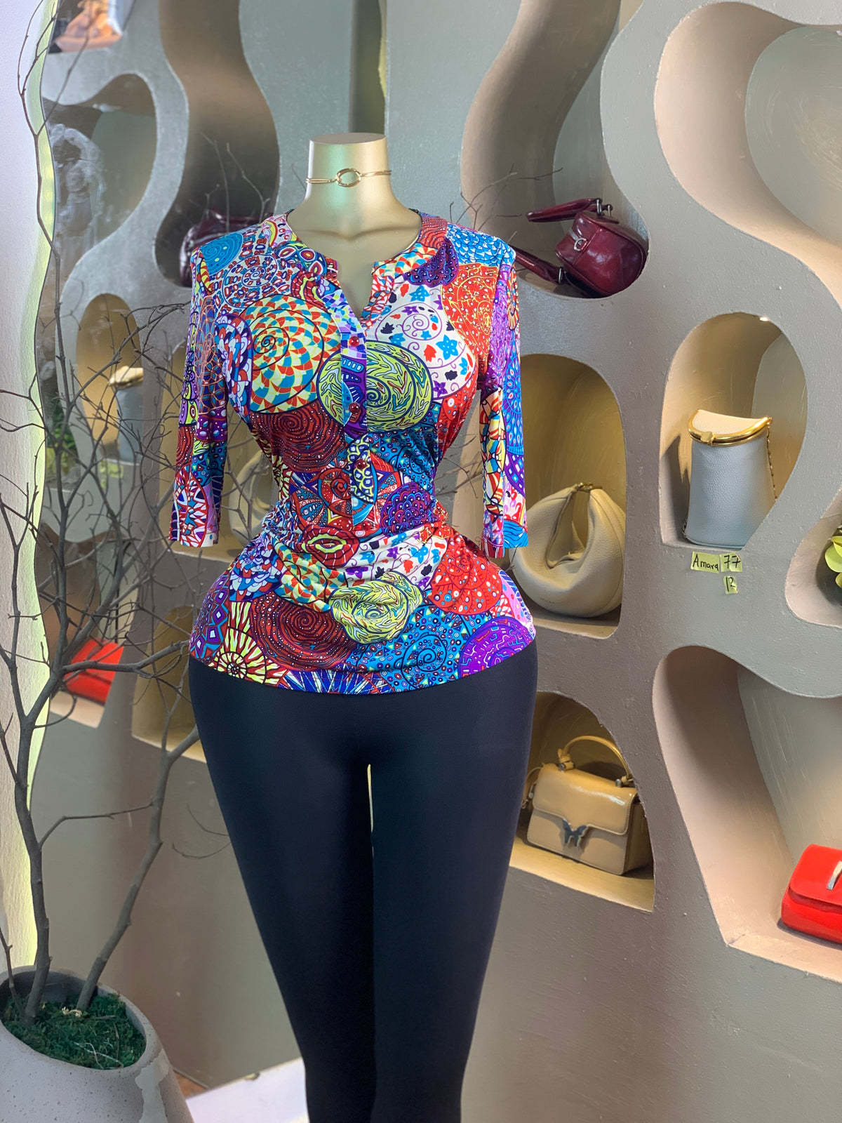 AMARA77 SIZE12 top only
