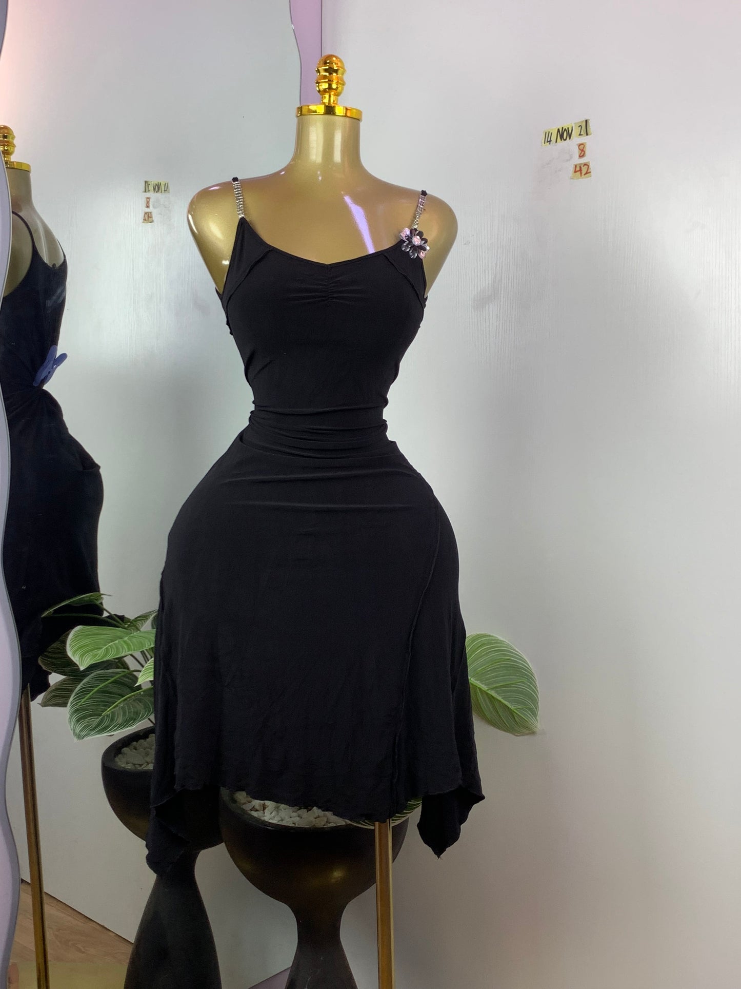 SIZE8 14NOV21 Length42