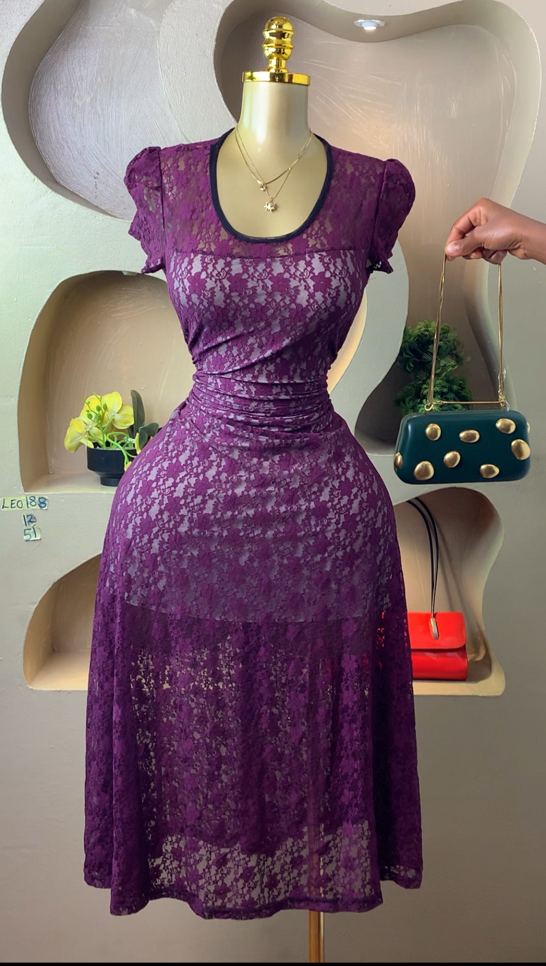 LEO188 PURPLE DRESS SIZE12 Length51