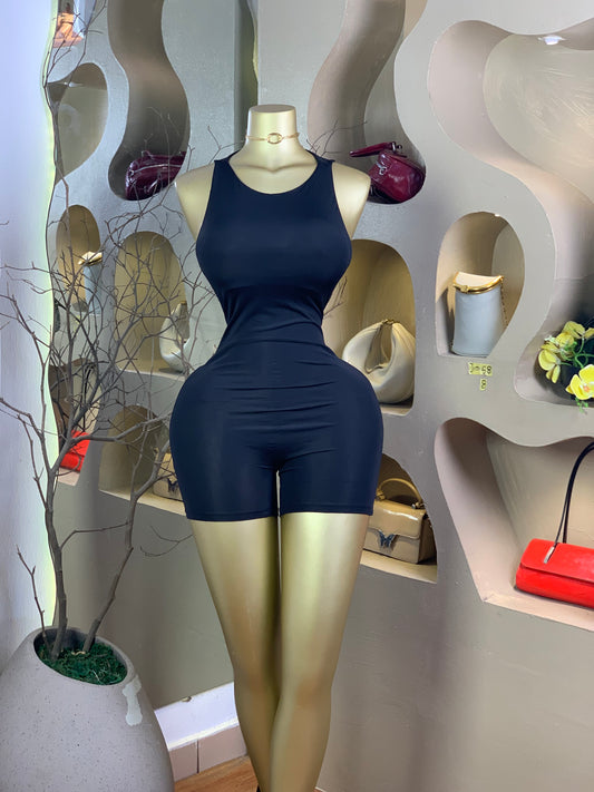 JIM58 SIZE8 black romper