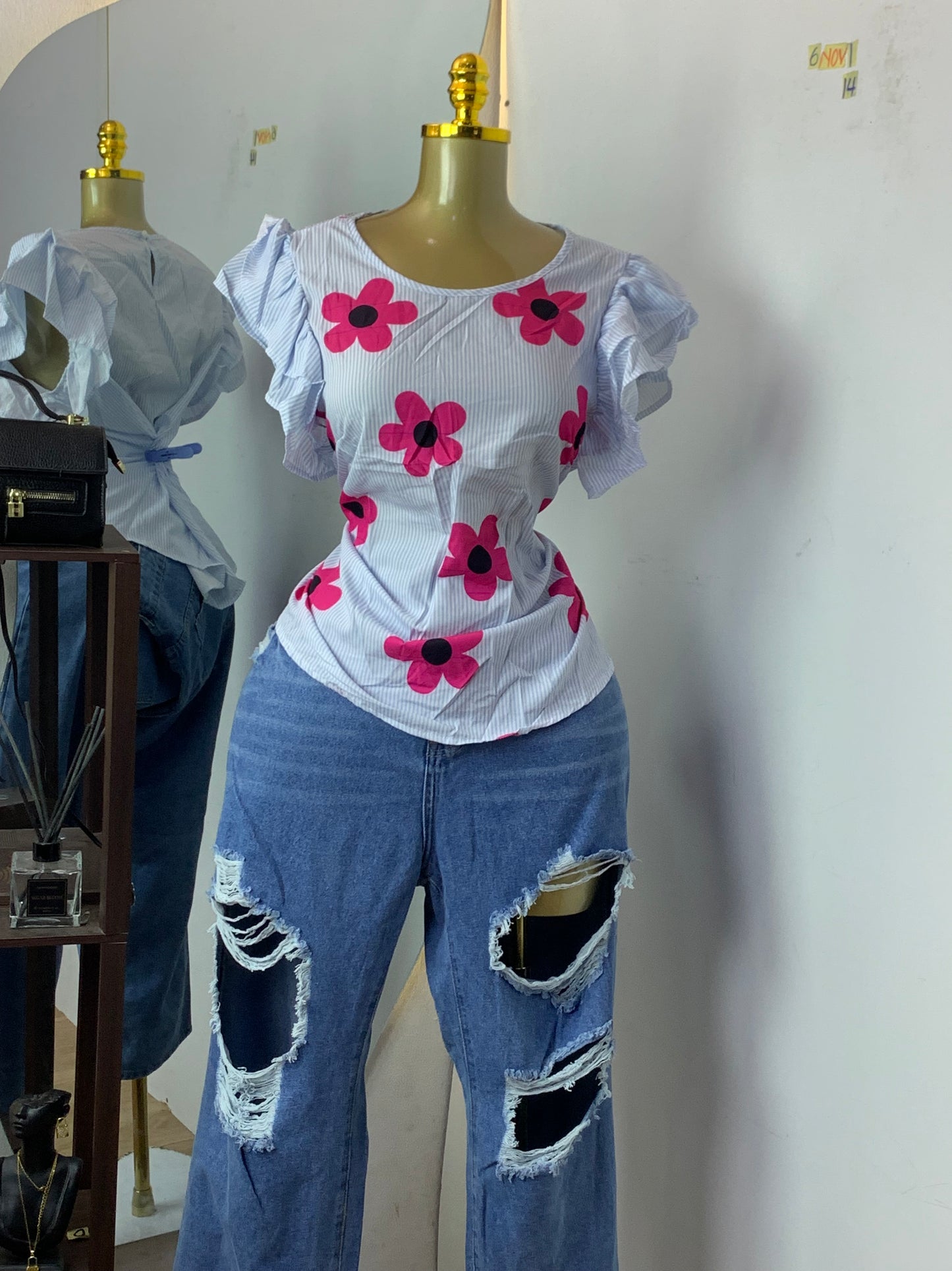 SIZE14 6NOV1(top only)