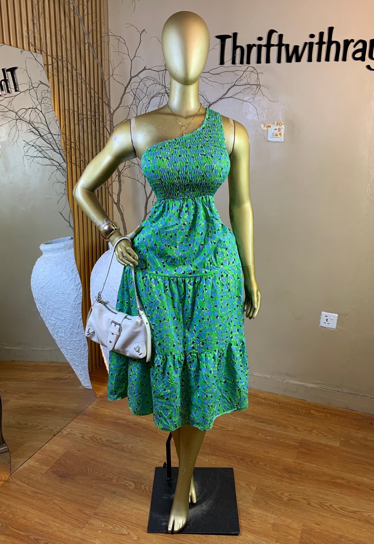RINA30 SIZE8 Length49 green dress