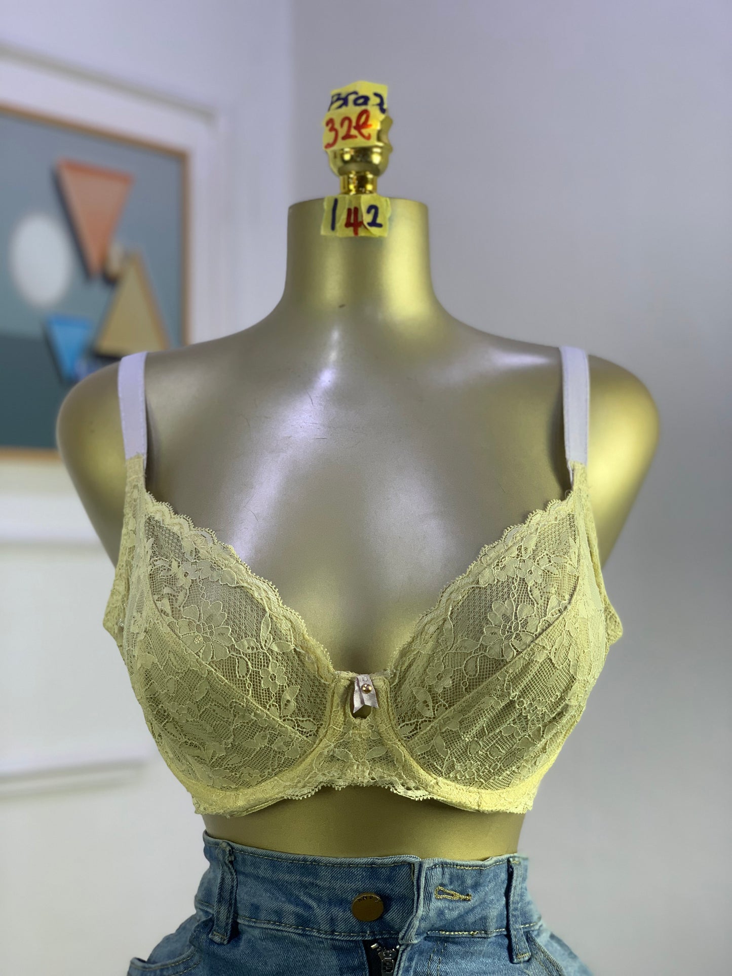 SIZE 32E BRA2 142