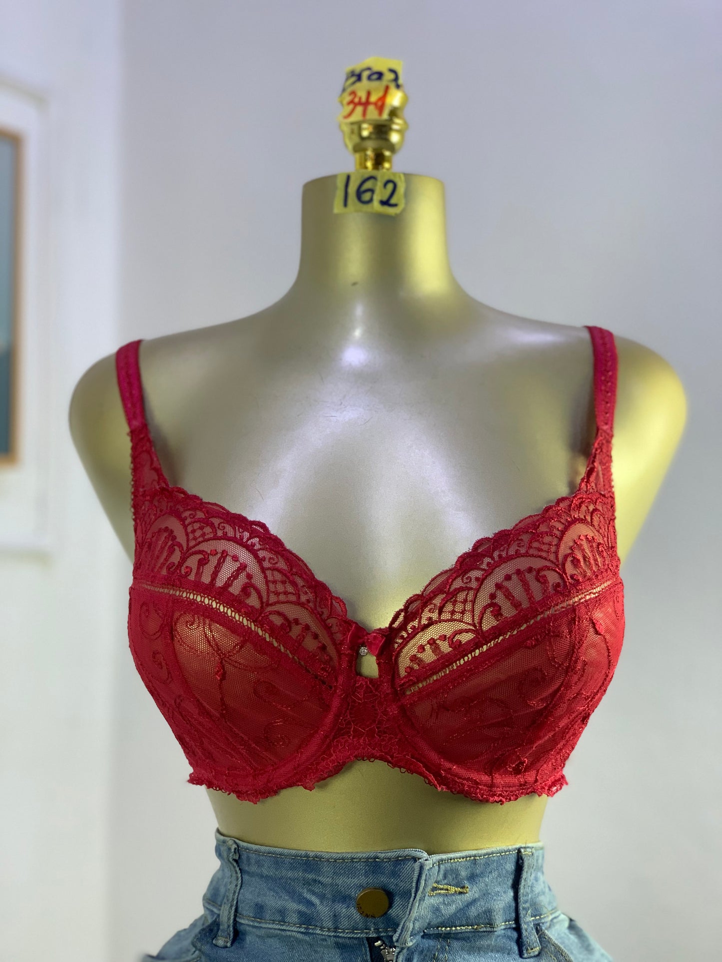 SIZE 34d BRA2 162