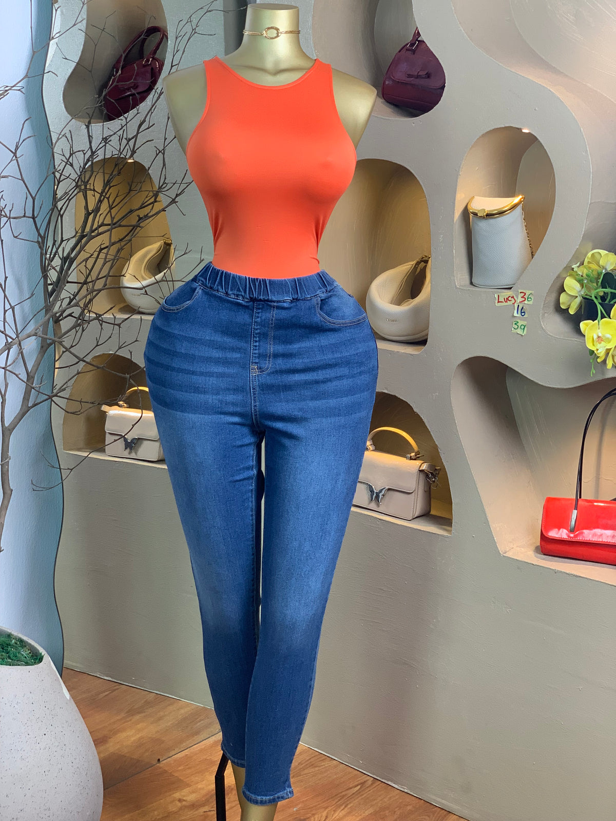 LUCY36 SIZE16 Length39