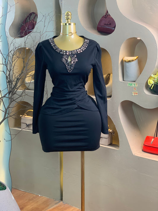 NIFE81 SIZE8 Length34 black dress