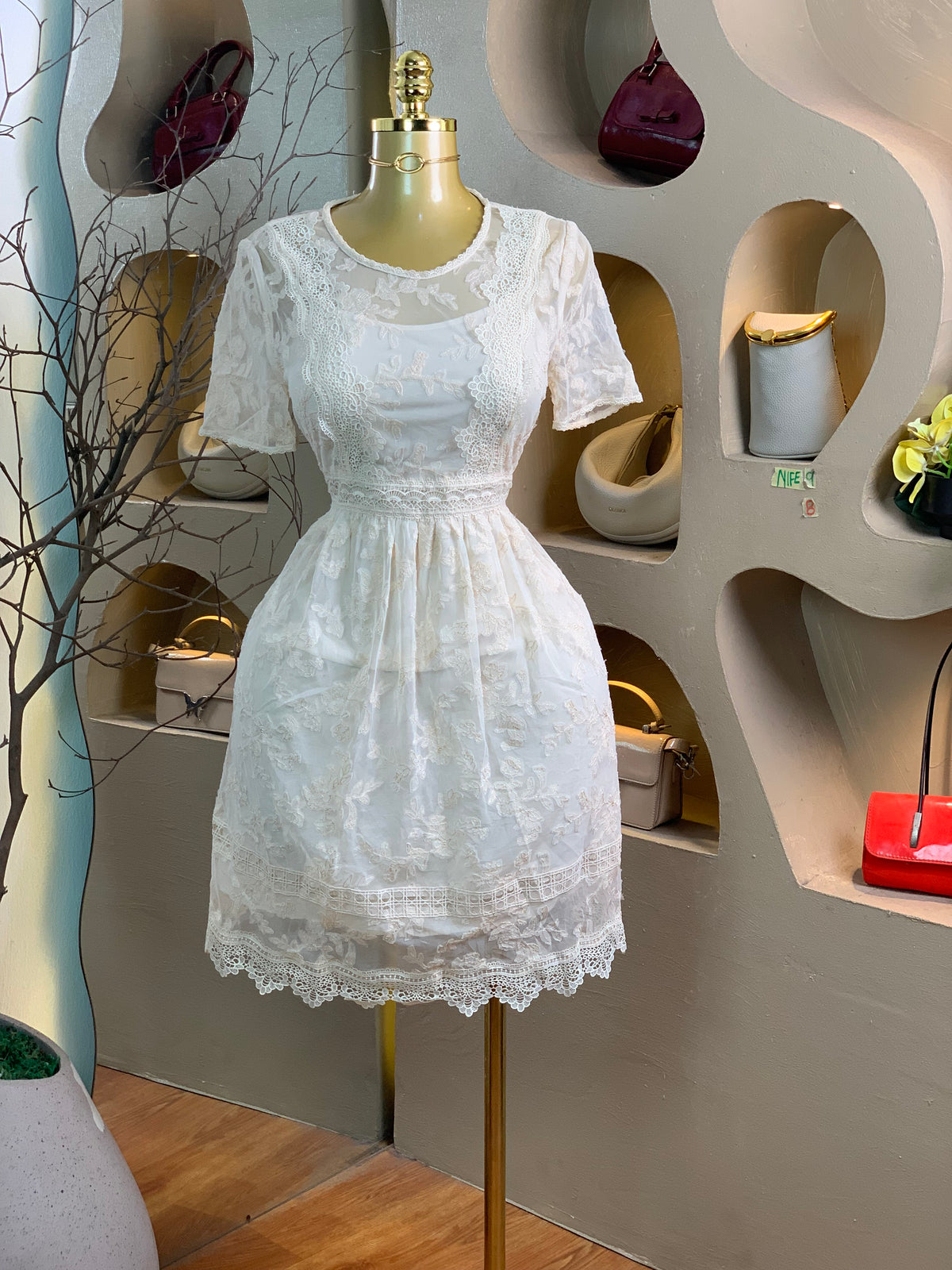 NIFE9 SIZE8 cream dress