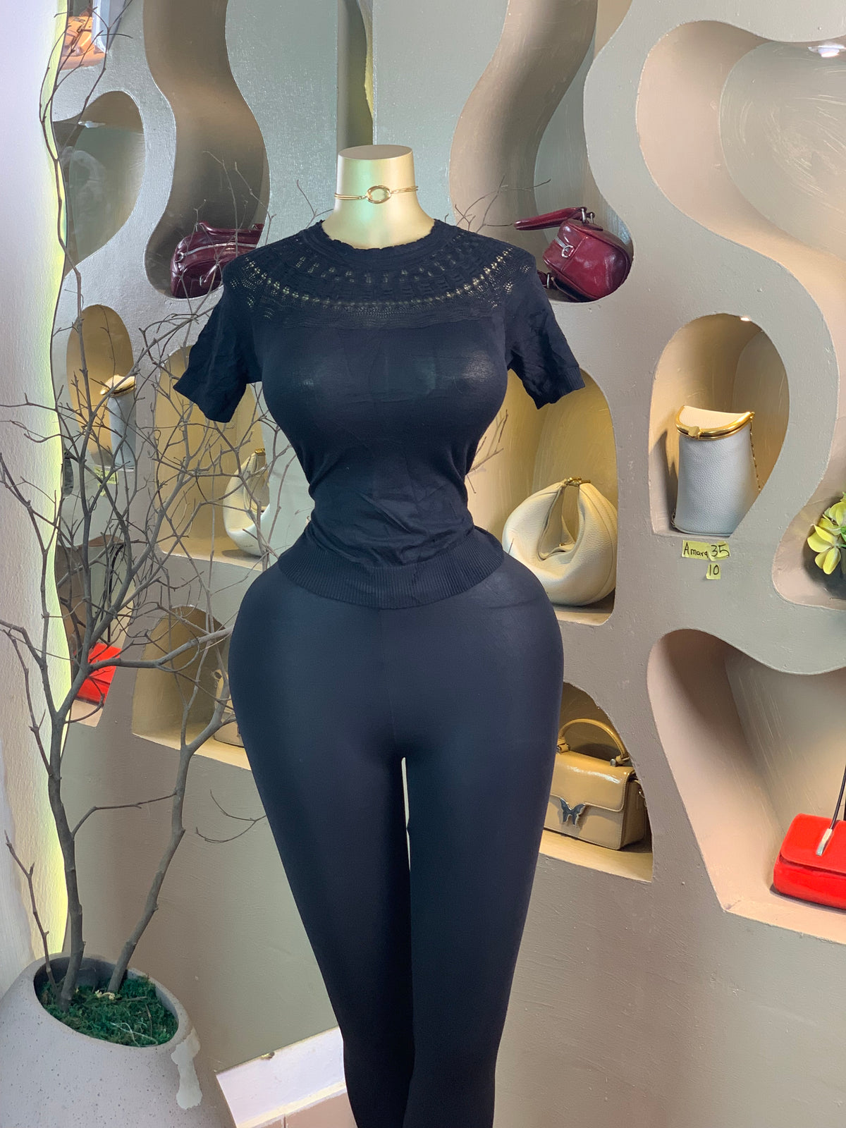 AMARA35 SIZE10 top only