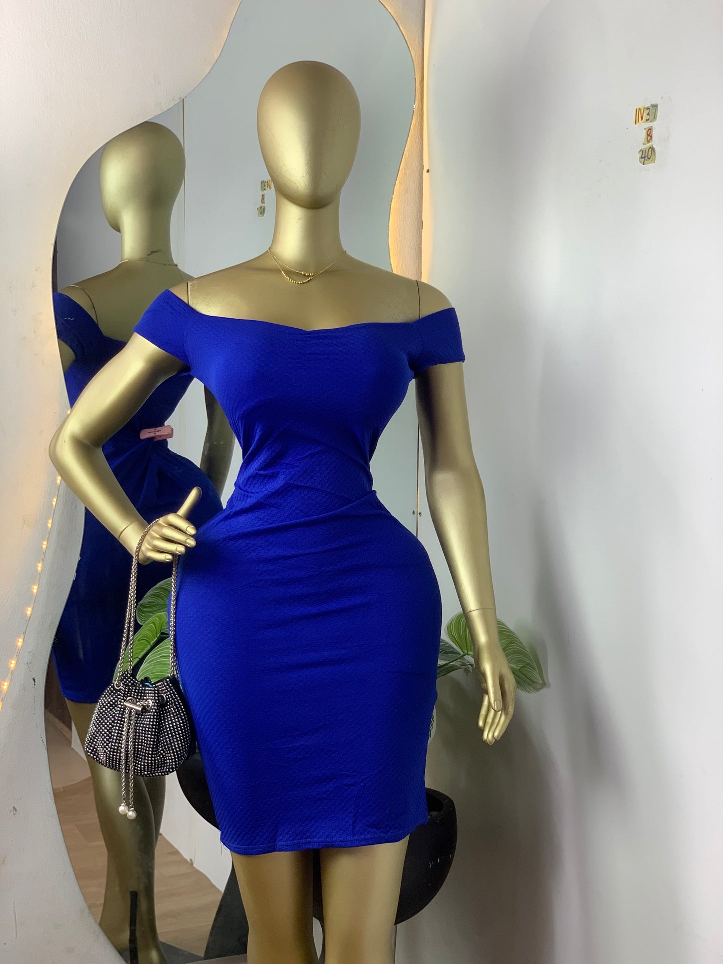 SIZE8 11V37 Length40