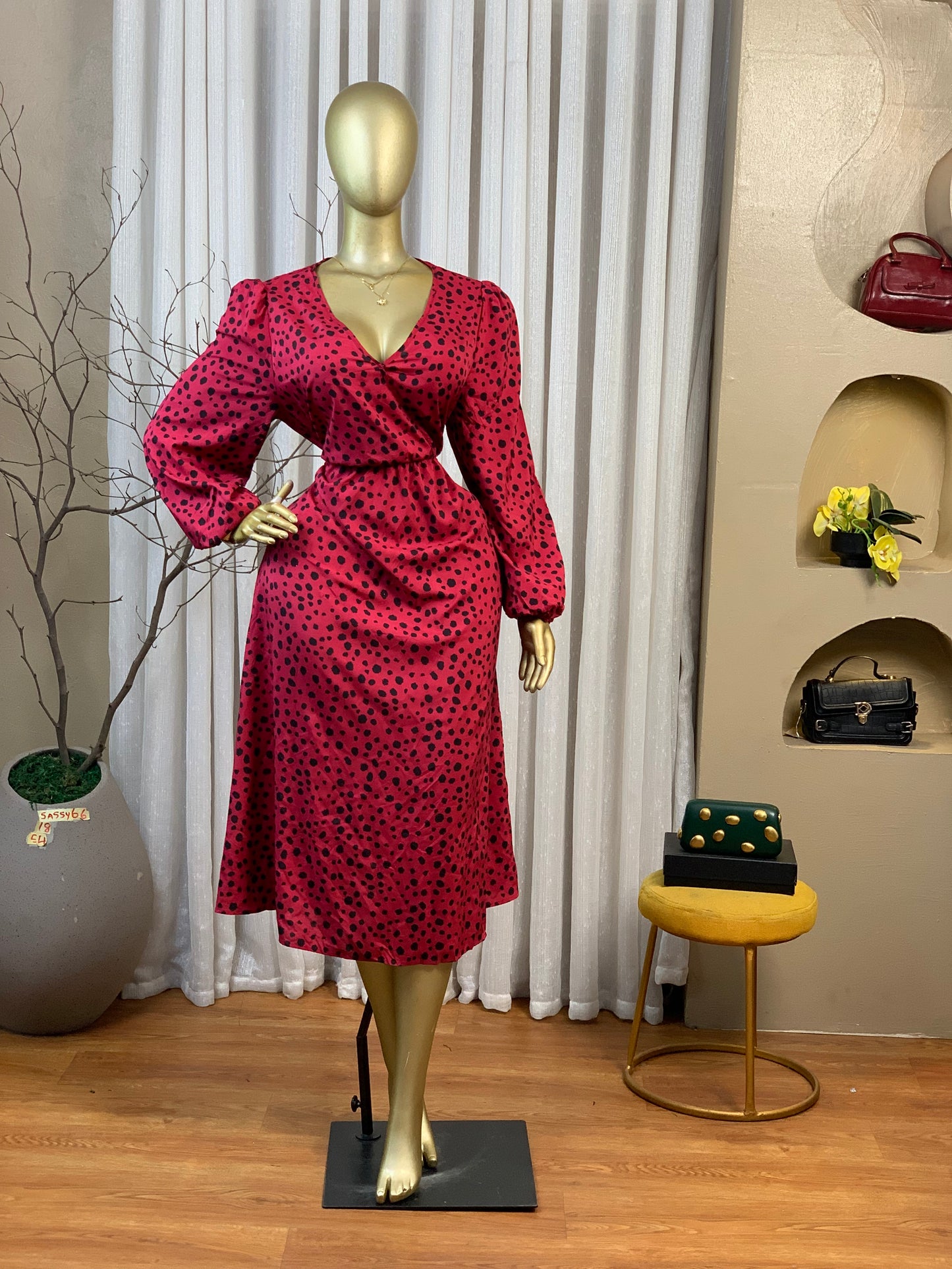 SASSY66 SIZE18 Length54 color polka dot dress
