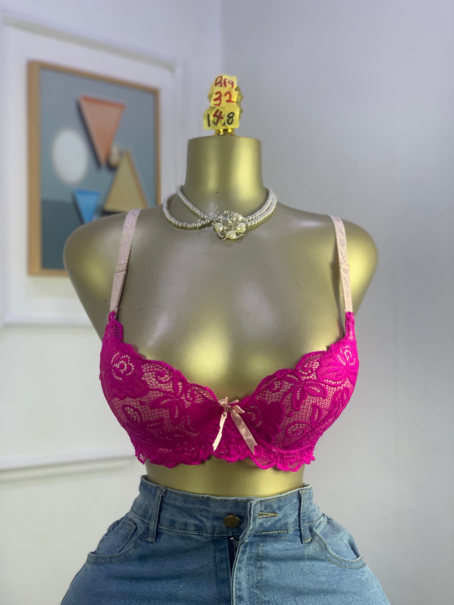 SIZE 32 Bra148