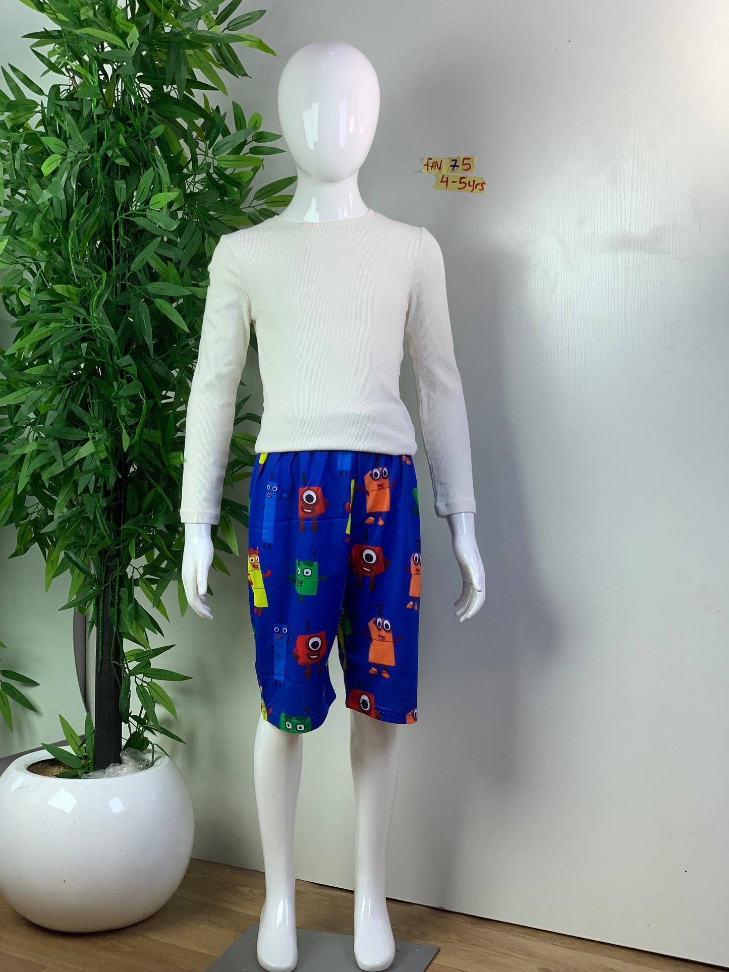 FAV74 4-5yrs(short only)