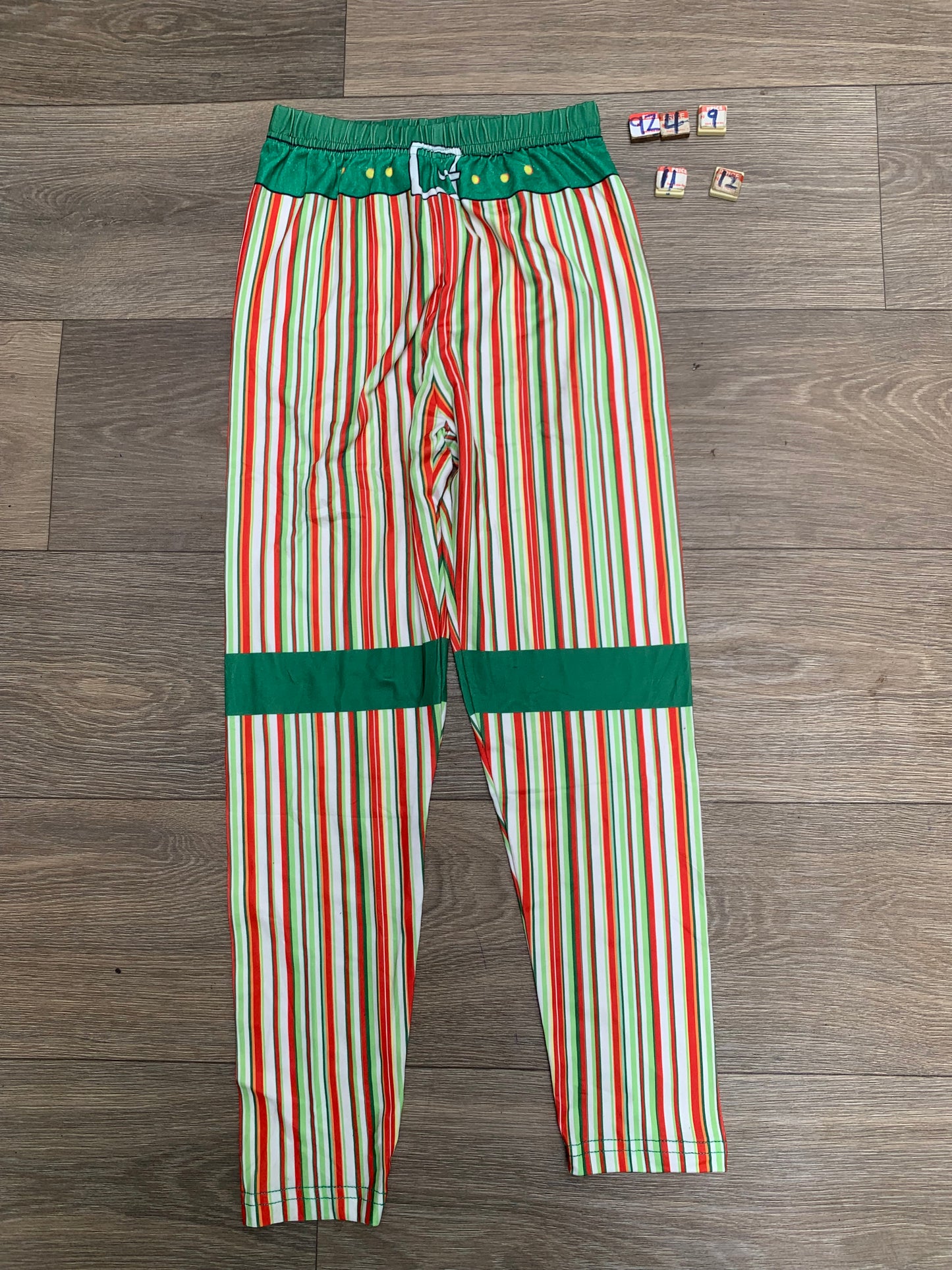 9Z49 Age 11-12 years (green and orange stripe pant )