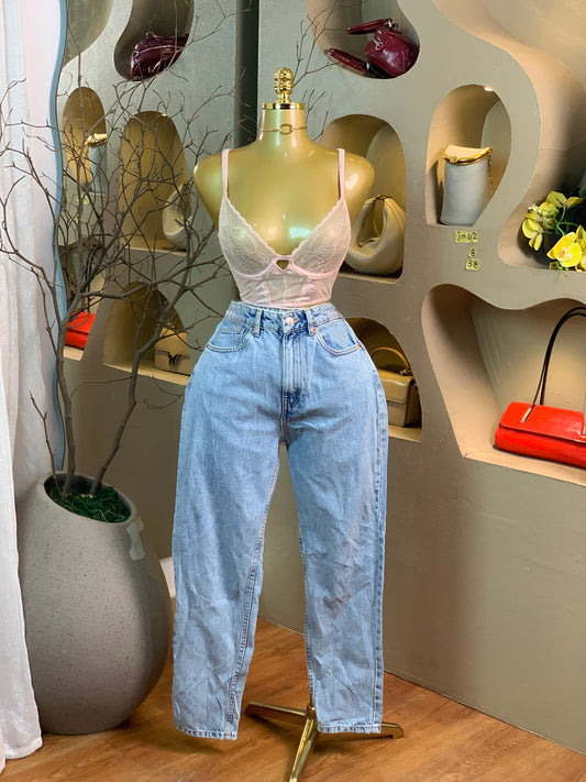JIM42 SIZE8 Length38 jean only
