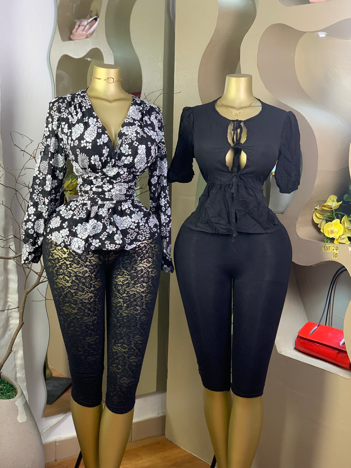 EDIT27a SIZE10 Black&White top