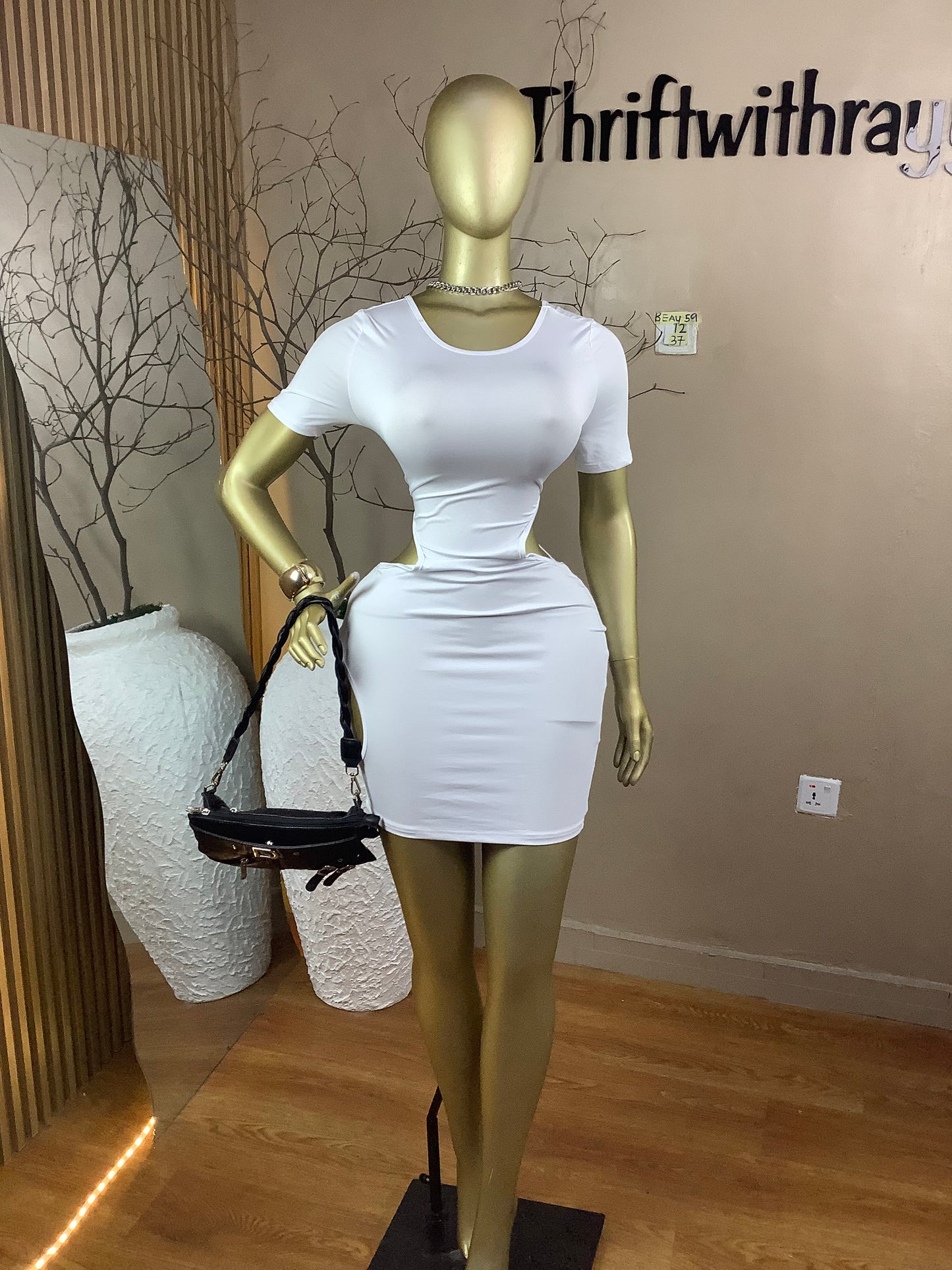 SIZE12 Beau59 Length37