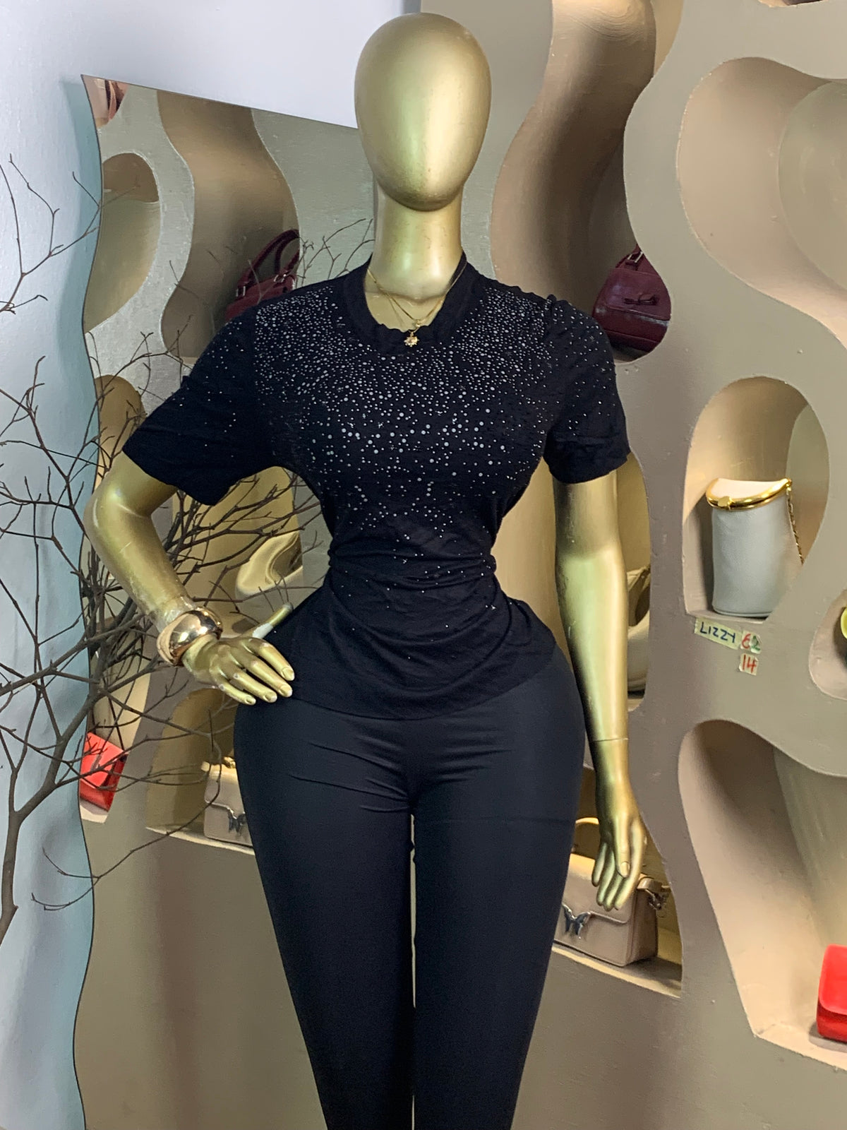 LIZZY62 SIZE14 top only