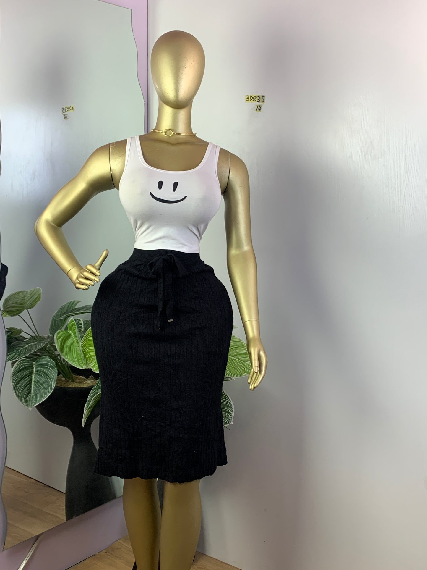 SIZE14 3DEC35(skirt only)