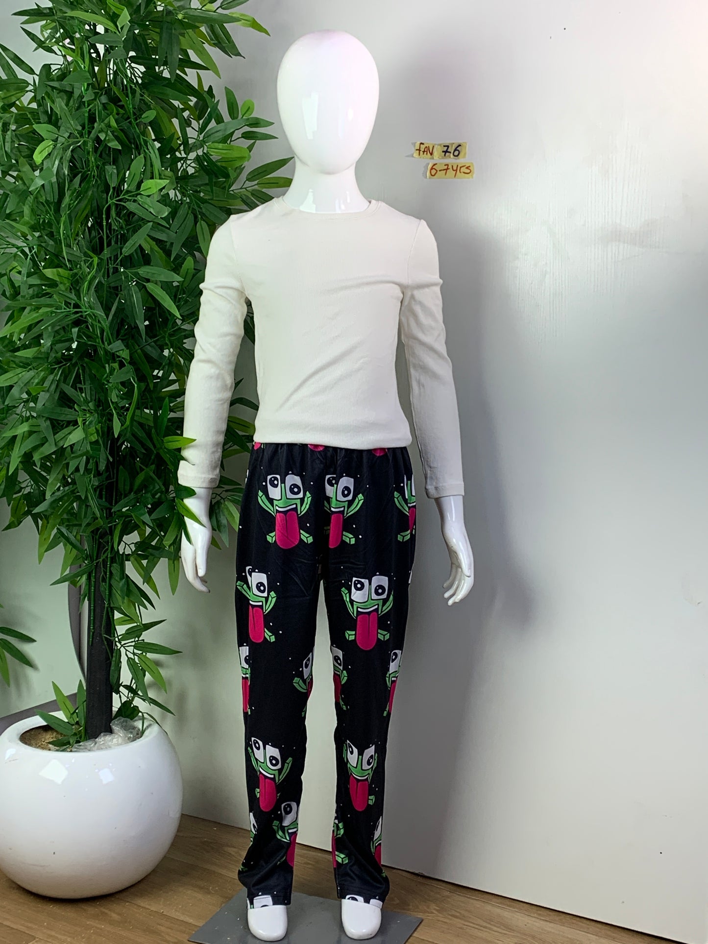 FAV76 6-7yrs(pant only)