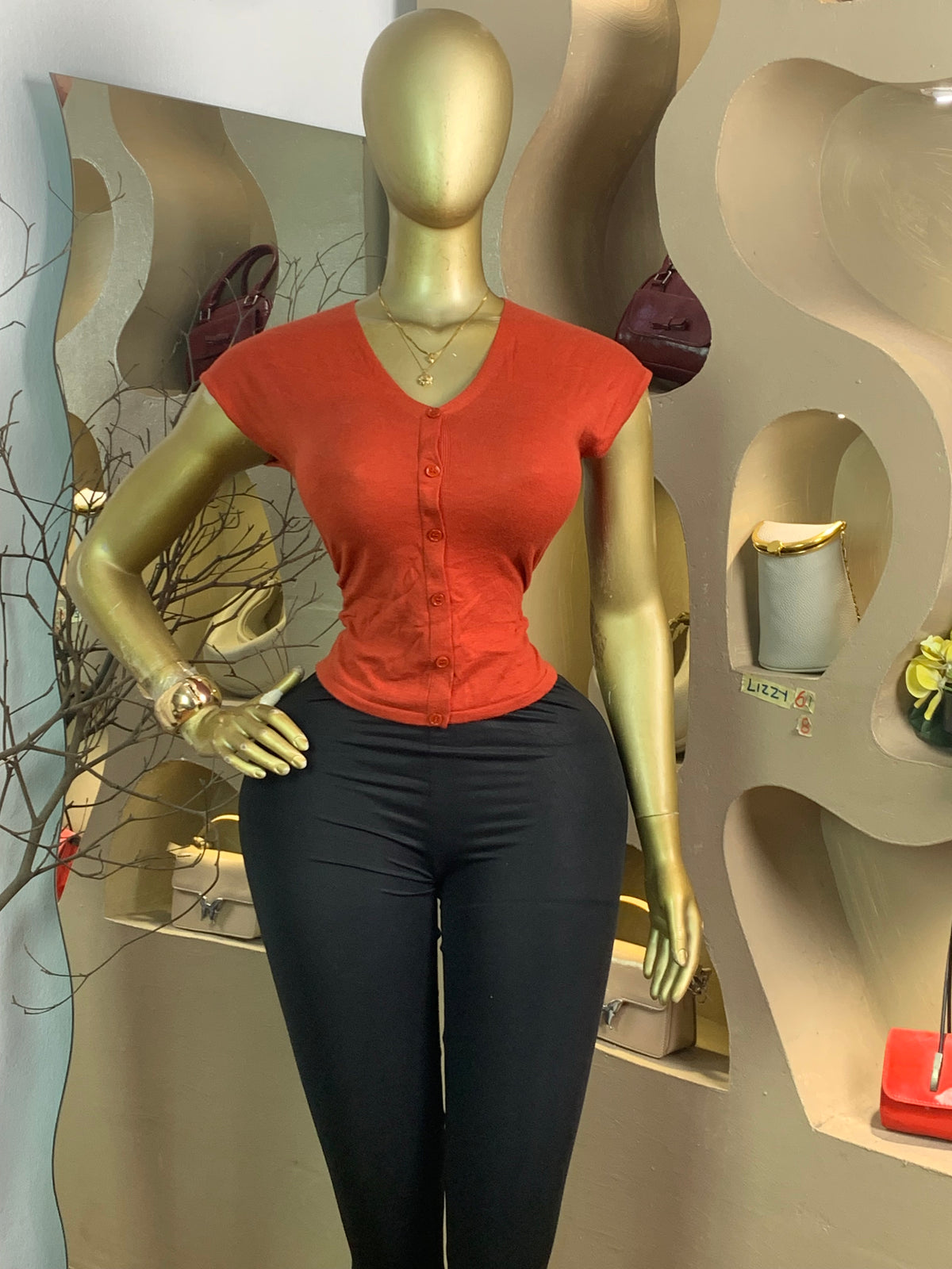 LIZZY61 SIZE8 top only