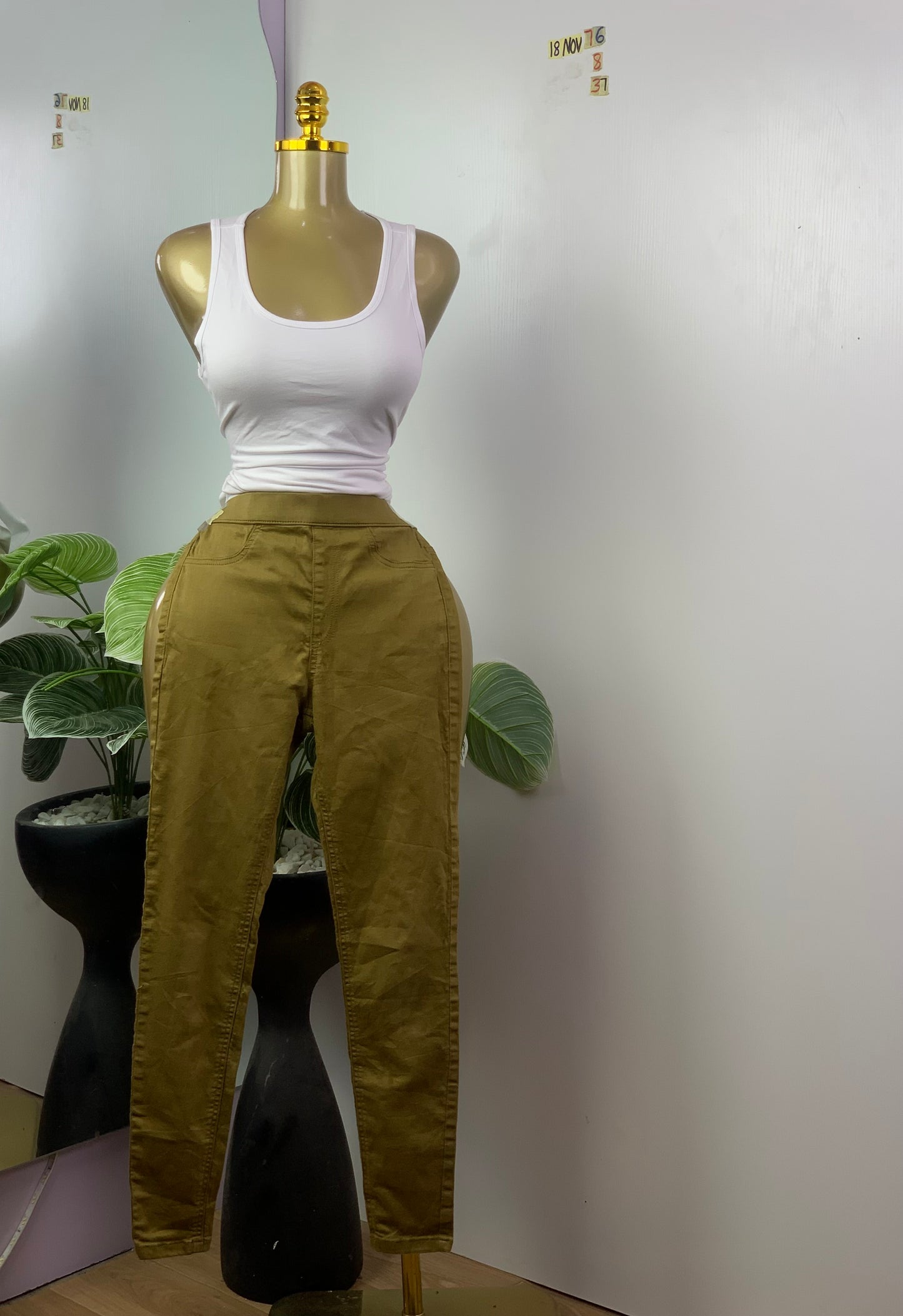 SIZE8 18NOV76 Length37(jean only)