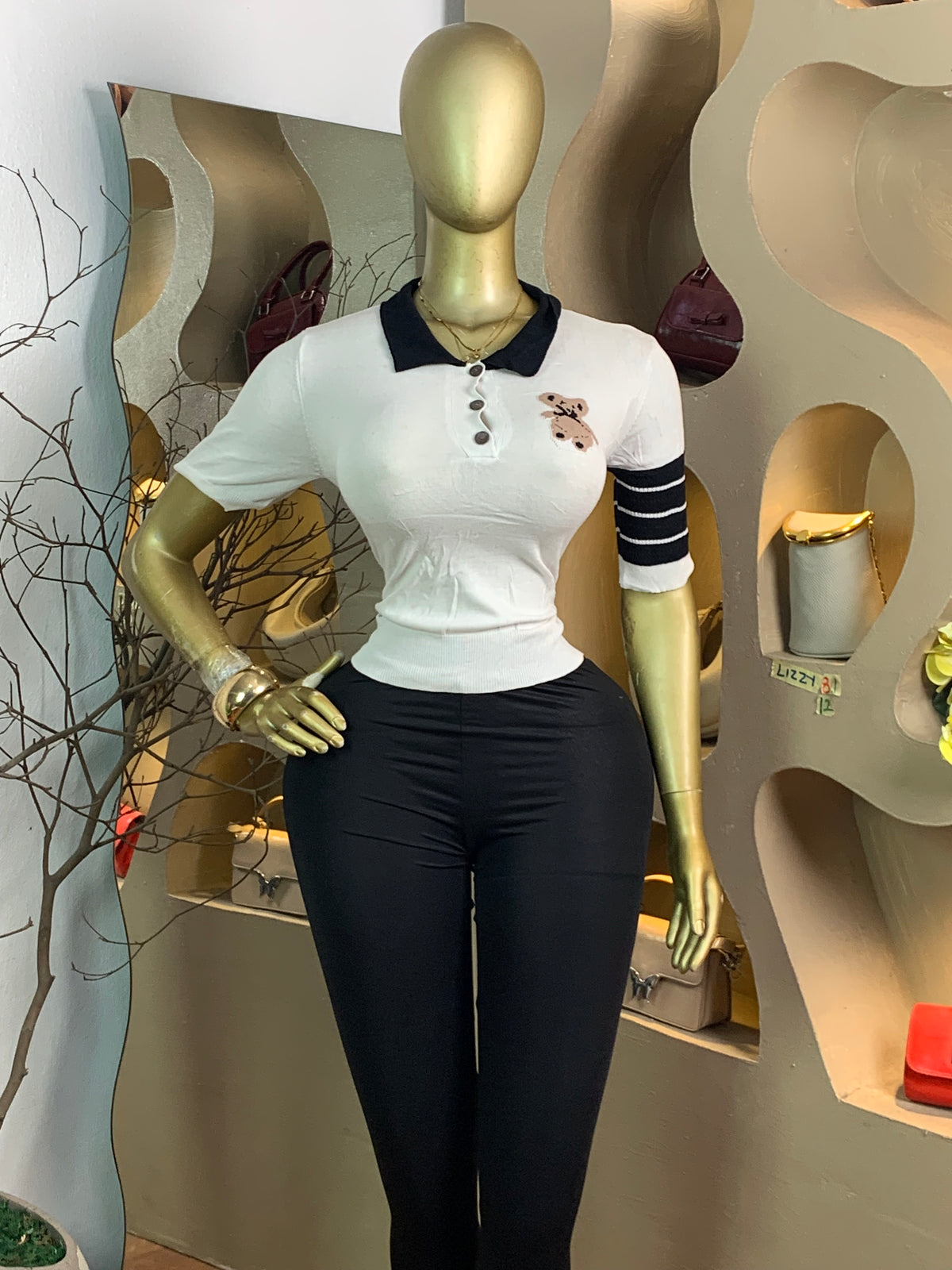 LIZZY81 SIZE12 top only