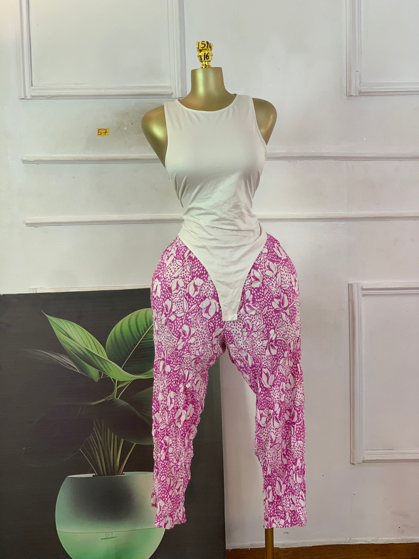 SIZE 16 15N57 pant only